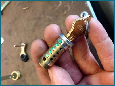 Father Son Locksmith Shop Las Vegas, NV 702-420-7512 Father Son Locksmith Shop Las Vegas, NV 702-420-7512 - 65-9